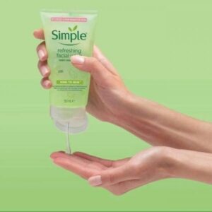 Sữa Rửa Mặt Dịu Nhẹ, Dành Cho Da Nhạy Cảm Simple