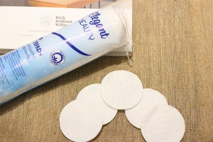 Top 6 bông tẩy trang tốt cho da dầu mụn sạch sâu, dịu nhẹ, an toàn 4 bong-tay-trang-tot-cho-da-dau-mun